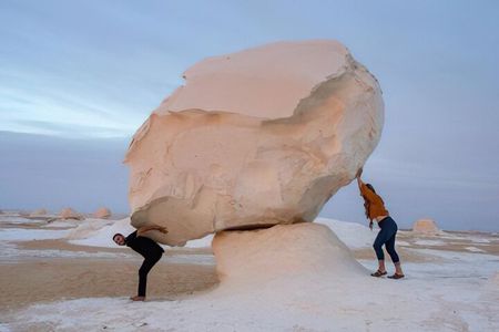 1 Night 2 Days Bahariya Oasis Camp and Desert Tour in Cairo