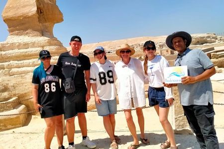 Pyramids of Giza & Museum & Bazaar from Cairo private