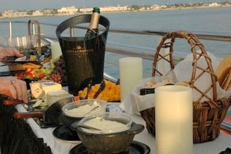 Small Group Key West Adult Sunset & Moët Sail & Amazing Cheeses