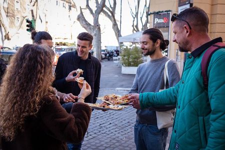 Rome: Food Walking Tour with Wine in Trastevere 