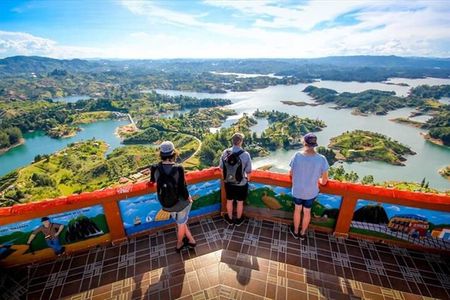 Private Tour to Guatapé & Coffee Farm from Medellín!