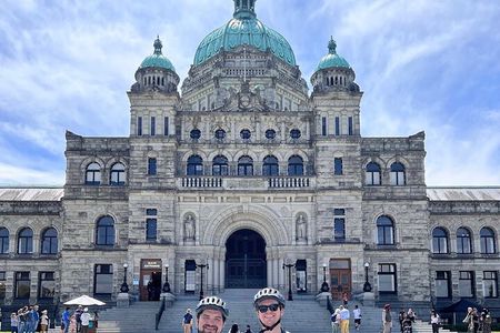 Victoria City Highlights Bike Tour for Cruise Guests