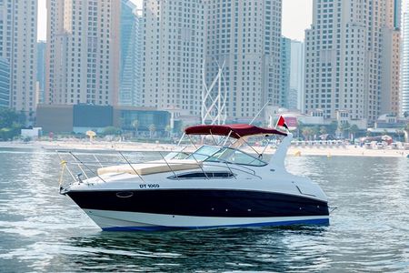 Private 33ft Luxury Boat Cruise In Dubai 8 PAX