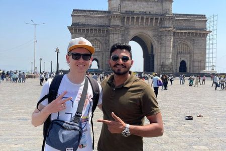 Mumbai Tour: The Most Famous Historical Spots By Car