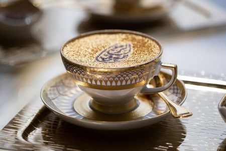 Burj Al Arab Inside Tour with a Gold Cappuccino at UMA Lounge 