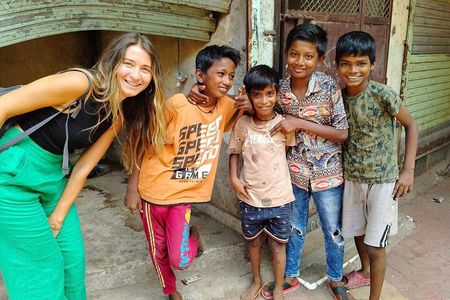 Private Full Day Mumbai Sightseeing & Dharavi Slum Tour