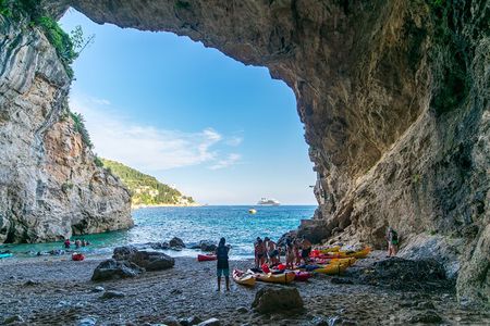 Afternoon Dubrovnik Guided Kayaking Tour 