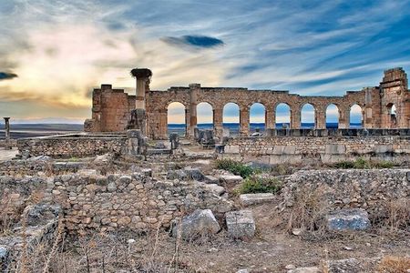 fes to volubilis and meknes day trip