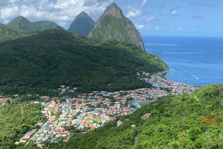 ST. LUCIA: Airport Shuttles, Transfers & Tours