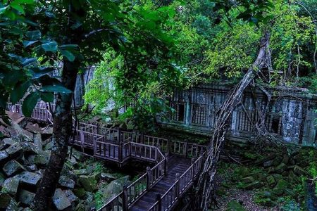 Explore Benglmealea & Kampong Kleng sunset tours