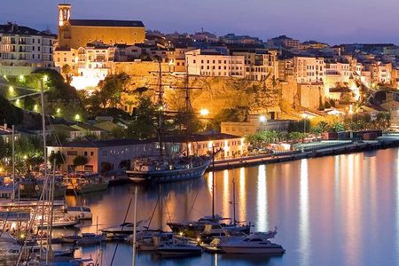 Menorca: Mahon Guided Walking Tour with History & Tastings