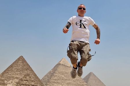 1 Day Private Tour from Hurghada to Cairo