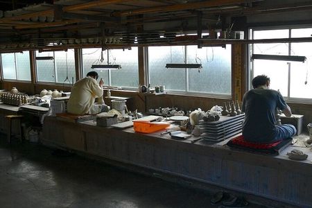 Kanazawa Art: Traditional Pottery Workplace Insights