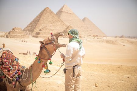 Private Half Day Tours to Giza Pyramids and Sphinx & Camel Ride