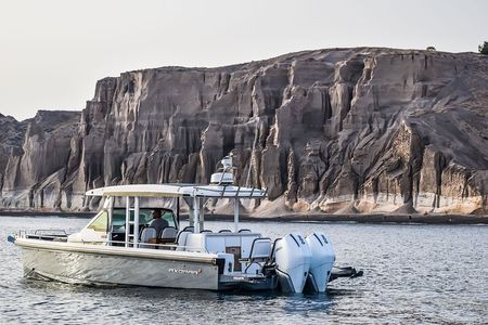 Private Axopar 37 MotorYacht Cruise in Santorini w/ Snack & Drink