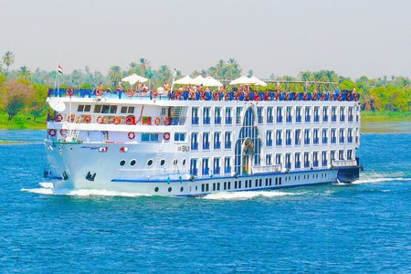 4 Days Nile Cruise from Aswan to Luxor including Abu Simbel and Hot Air Balloon