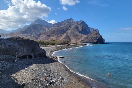 Full Private Tour of Gran Canaria with Natural Pools