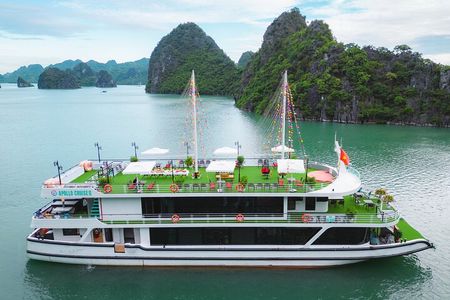 Halong Apollo Cruise with Jacuzzi Day Trip And Buffet Lunch