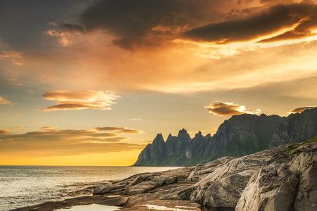 Senja Island: 4x4 Day Tour with Overlanding Senja