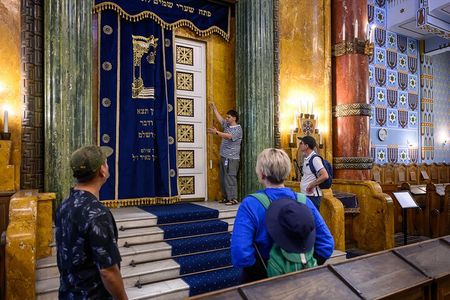 Budapest Jewish Heritage Tour & Synagogue Ticket