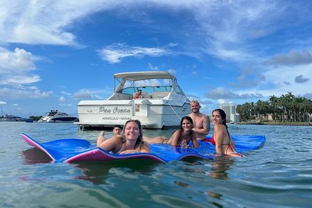 Miami Boat & Yacht for Day or Sunset Tour Cruise with Captain