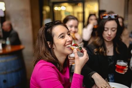 Barcelona Tapas Food Tour with Lunch or Dinner in El Born