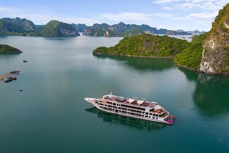From Hanoi : 2-Day Lan Ha & Halong Bay 5 Star Cruise with Balcony