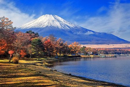 Mt. Fuji Tours to Lake Kawaguchi and Yamanaka Onsen English Guide