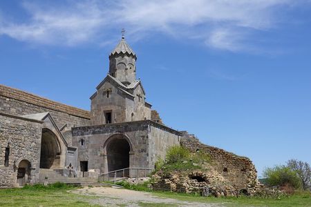 Noravank, Tatev, Zorats Karer, Vorotan Gorge Bridge & Areni Tour