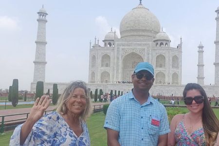 Agra tour by Train