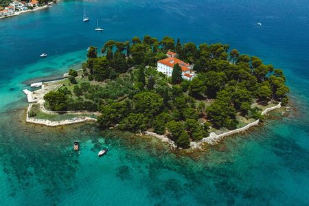 Zadar: Aperol Spritz, Snorkeling & Island Vibes on a Speedboat