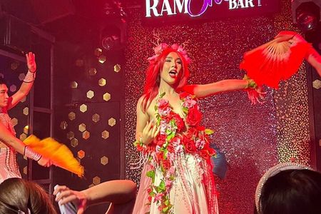 Chiang Mai Ladyboy Cabaret Show with Dinner and Drinks