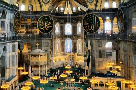 Istanbul Guided Tour: Basilica Cistern, Hagia Sophia and More!