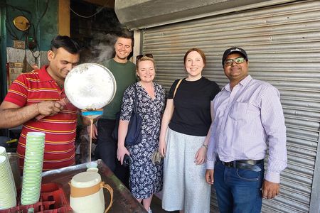 Masala Chai, Food tasting tour in Old Delhi and its Spice market