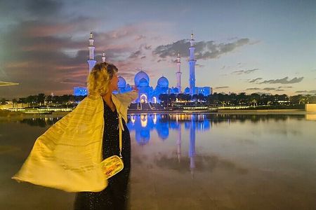 Private Abu Dhabi 6 Hours Layover City Tour
