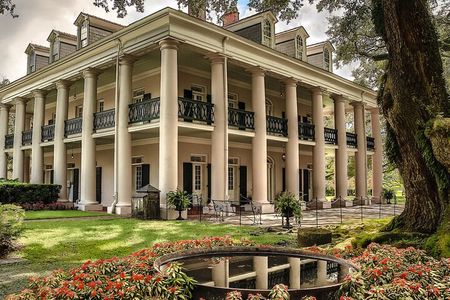 Oak Alley Plantation Tour with Pickup from New Orleans