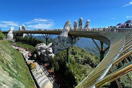  GOLDEN BRIDGE BA NA HILLS & MARBLE MOUNTAIN -Private Guided Tour