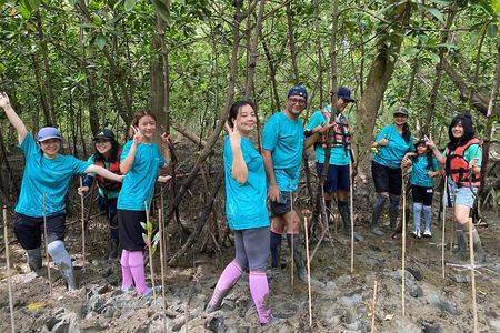 Floating & Railway Markets (Optional Mangrove Visit) Private Tour
