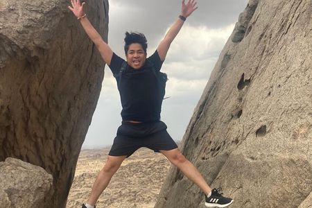 Moon Mountain Hike from Jeddah City
