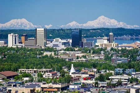 Seward to Anchorage Cruise Transfer and Private Tour