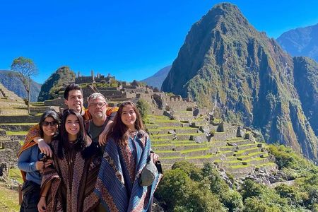 Wonders of the Sacred Valley VIP! Tour Full day with Food