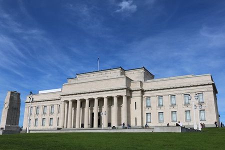 Auckland Museum and Highlight Sightseeing Tour