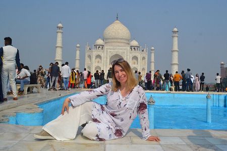 From Delhi : Taj Mahal Tour with Elephant Conservation Centre
