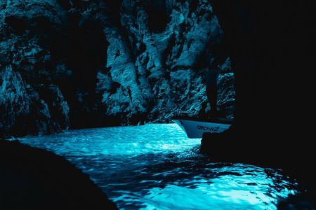 Blue Cave & 6 Islands Speedboat Tour From Split or Podstrana