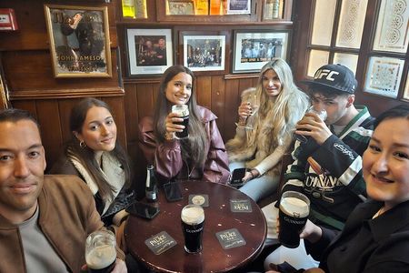 Dublin Traditional Pub Crawl with Local Guide, Hidden Pubs