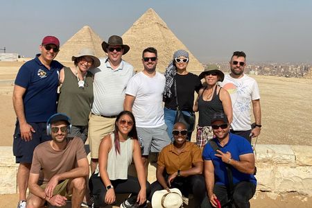 All inclusive tour to Giza Pyramids, Sphinx, Saqqara & Dahshure 