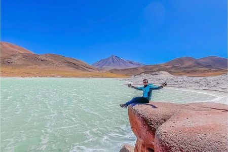 Full Day Tour Altiplanicas and Piedras Rojas Lagoon with Food
