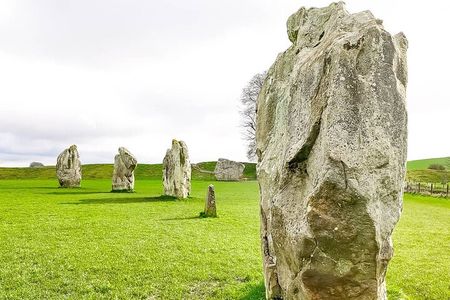 Stonehenge and The Stone Circles of Avebury Day Trip from London