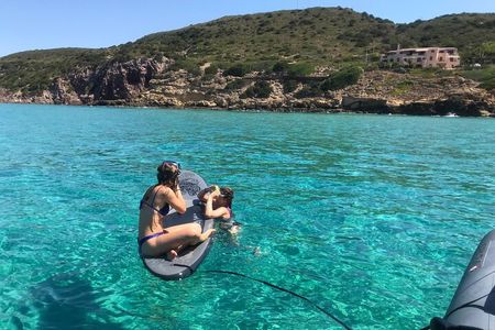 Boat tour in Alghero, swimming and snorkelling, small aperitif
