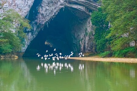 Ba Be Lake 3-Day Adventure from Hanoi: Kayaking, Cycling & Caves